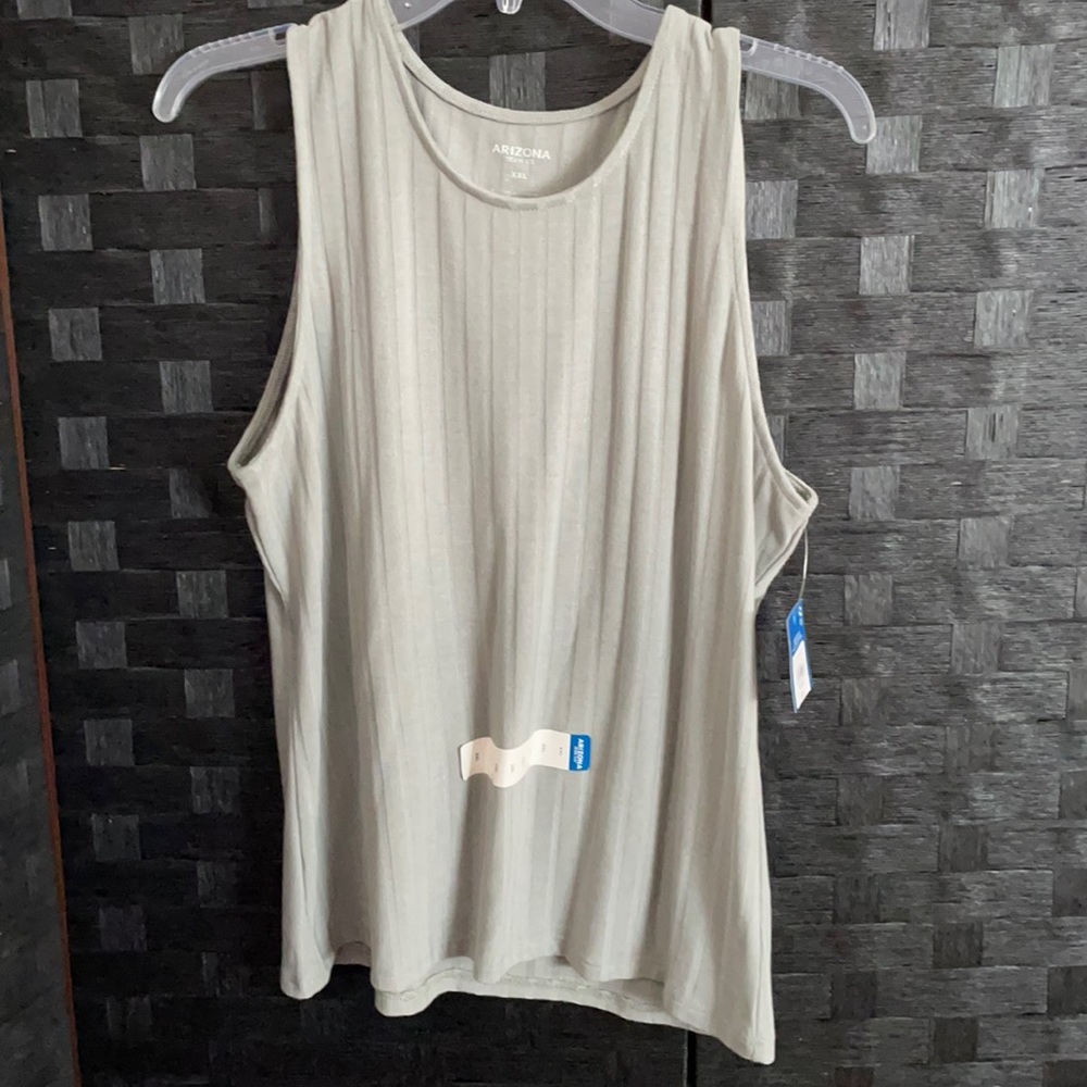 New Sleeveless top